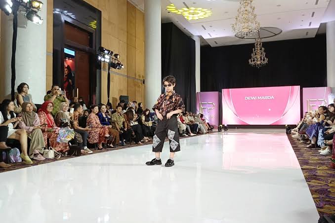 Batik Bekasi Tampilkan 15 Design Di Acara IFP 2025