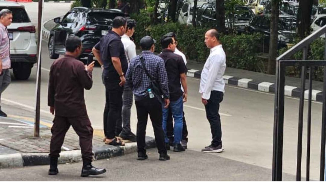 Dirus Perumda Tirta Bhagasasi Dijemput Paksa Polisi, Mangkir Dua Kali dari Pemeriksaan Kasus Penipuan